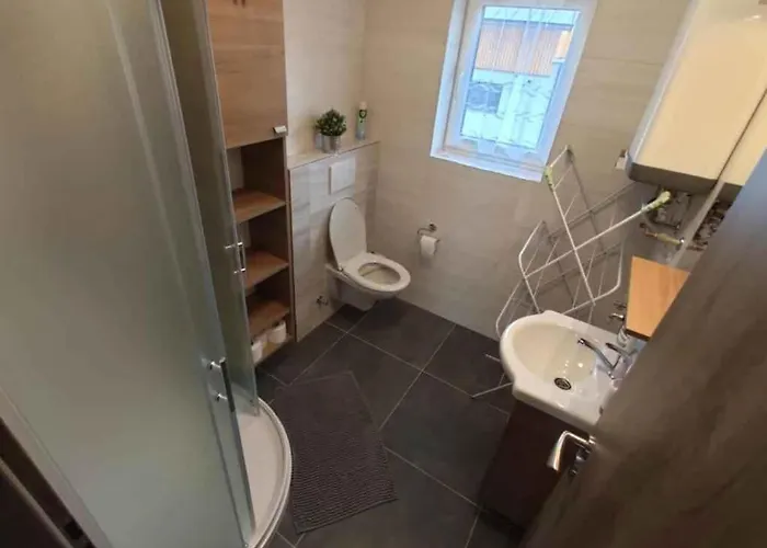 With Garden In 53364 * 브르흘라비