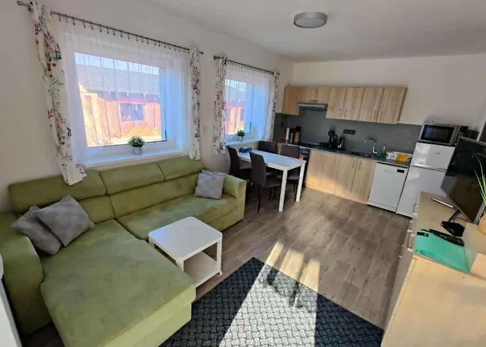 아파트 With Garden In 53364 *